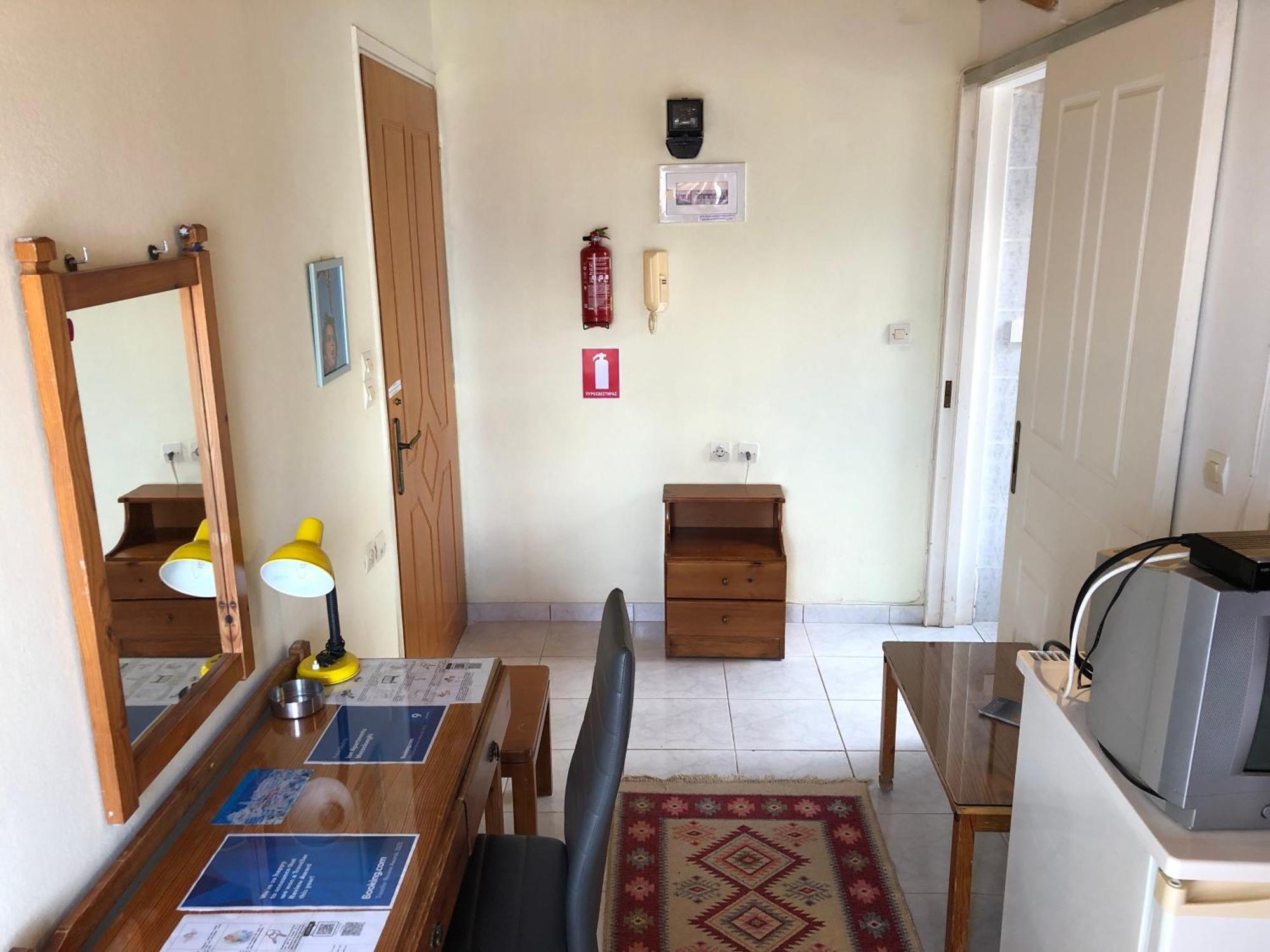 Ion Apartments Messolonghi Single Bed Room Mountain View Loft Mesolóngion 외부 사진